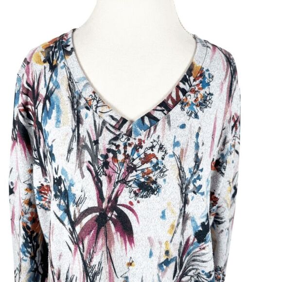 Shana V-Neck Tunic Brush Knit Shirt Floral Bouquet Print Boho Artsy Size XXL - Picture 10 of 10